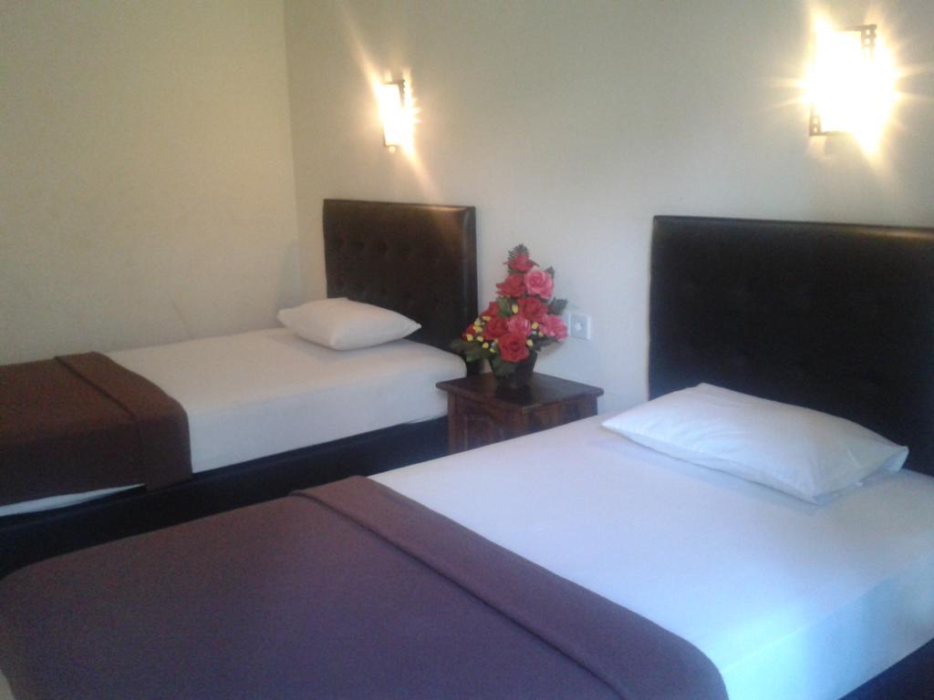 Waringin Homestay Kuta  Exterior photo