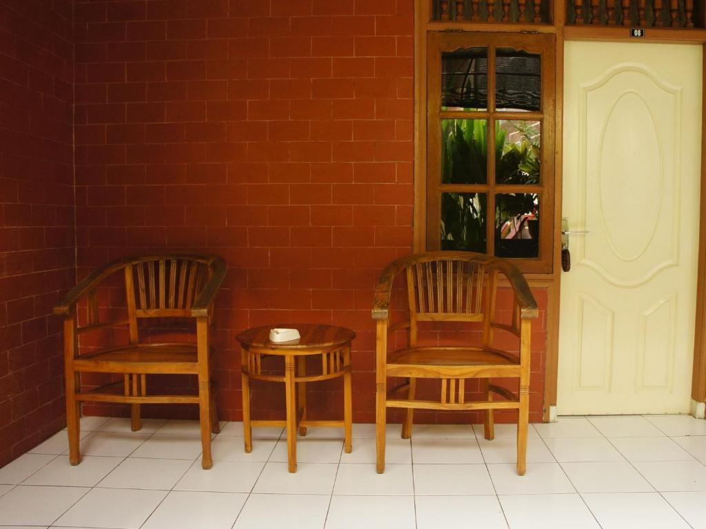 Waringin Homestay Kuta  Exterior photo